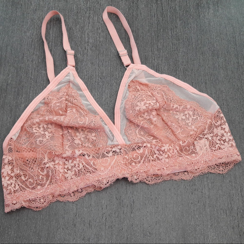 Conjunto Josana: Transparência e sensualidade em uma só peça.