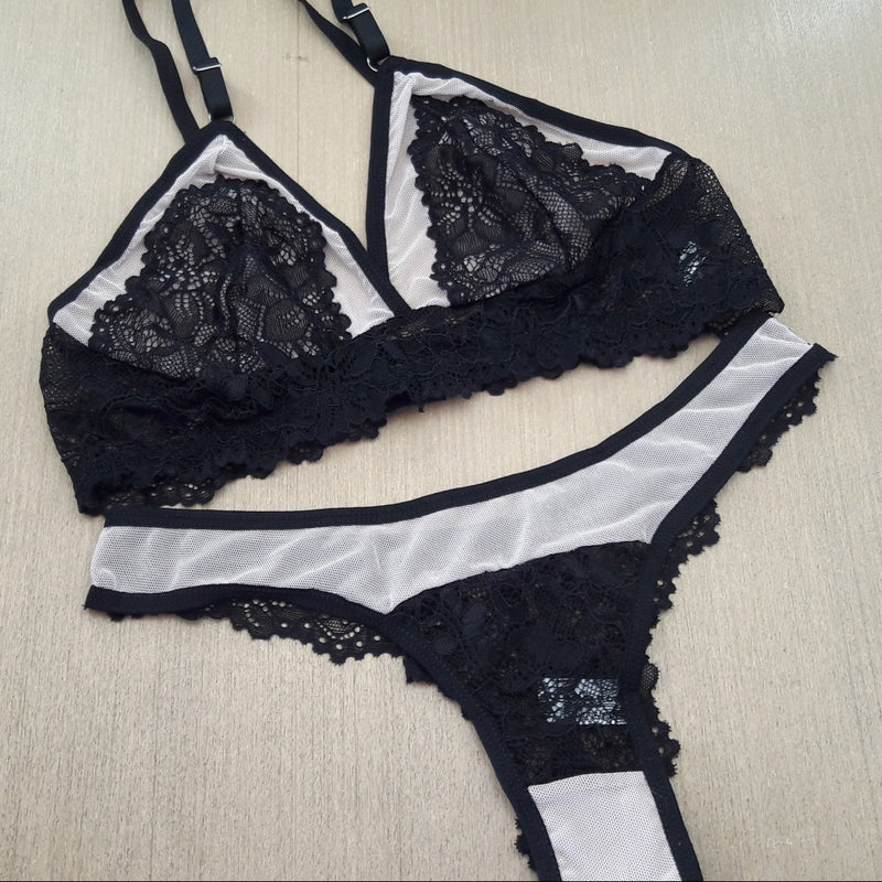 Conjunto Josana: Transparência e sensualidade em uma só peça.